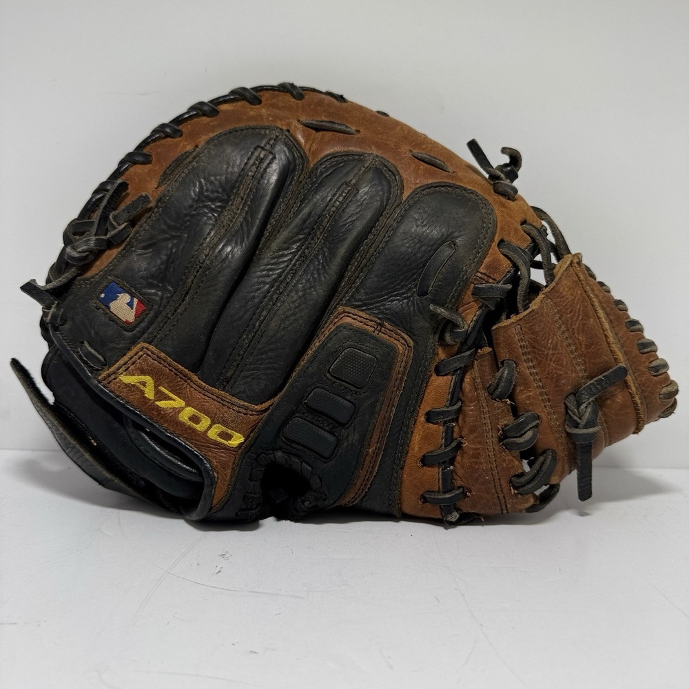 Wilson A700 32" 3/4 Catcher's Mitt Glove A0700 CM32 ECCO Leather RHT